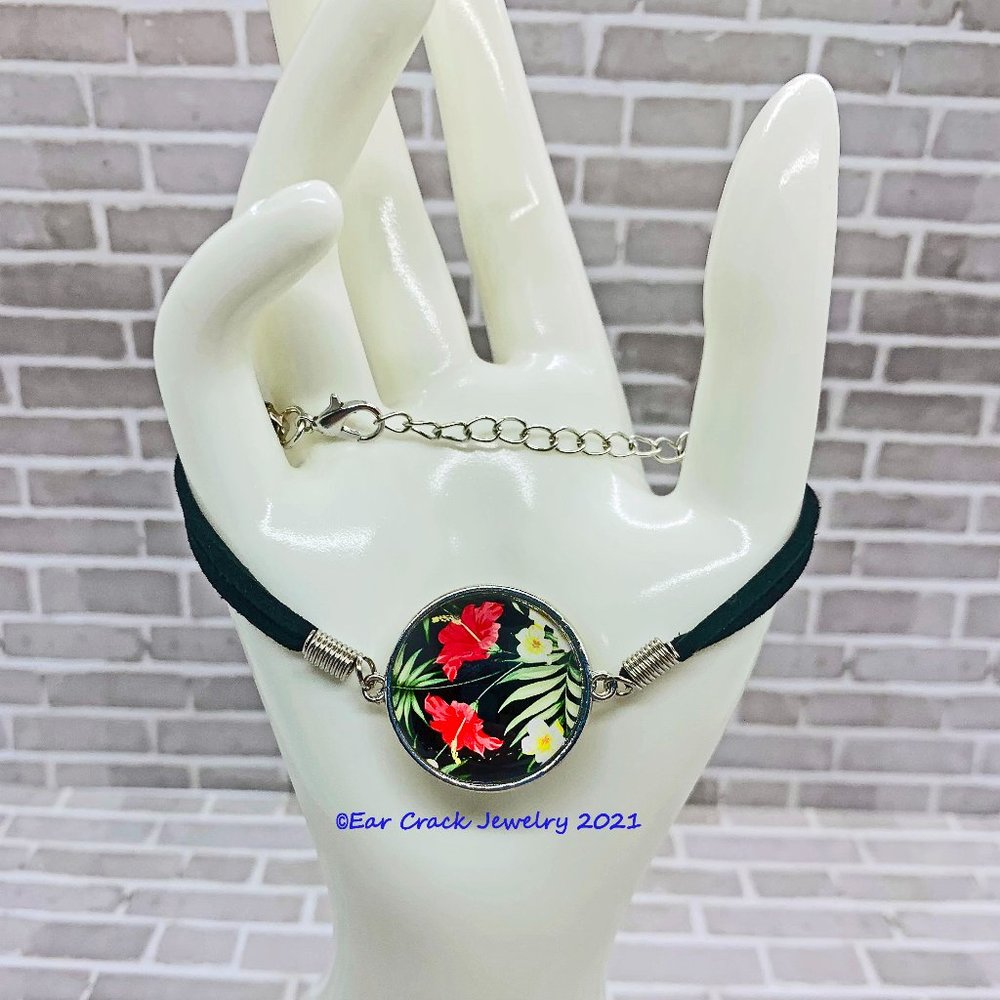 Handmade - Floral Black Leather Adjustable Bracelet
